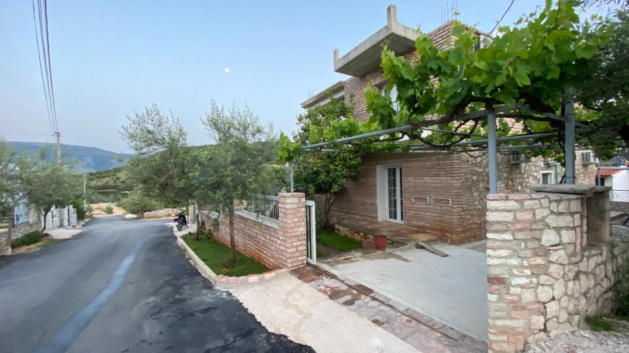 Studios&Apartment Niko Luka Ksamil Exterior photo