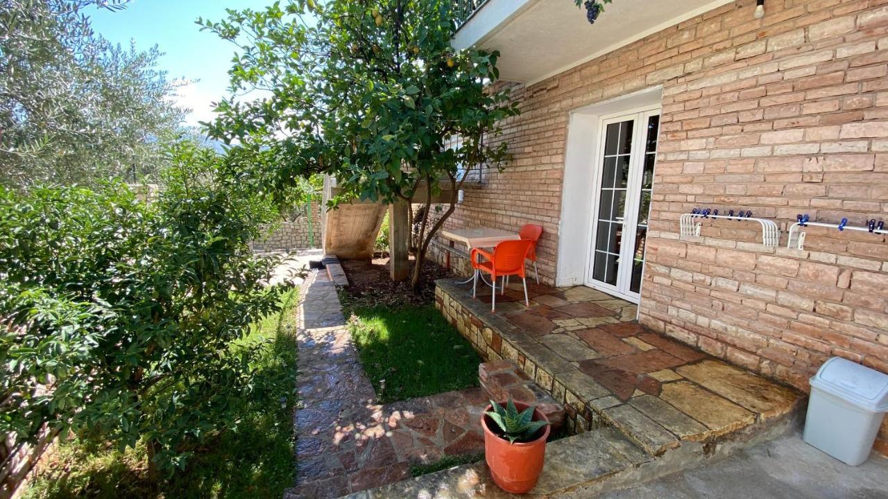 Studios&Apartment Niko Luka Ksamil Exterior photo
