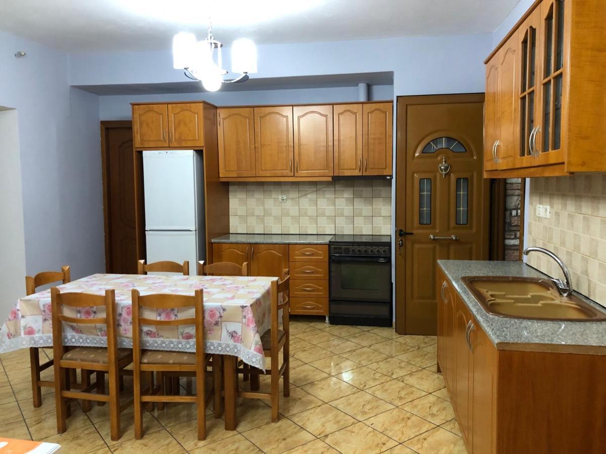 Studios&Apartment Niko Luka Ksamil Exterior photo
