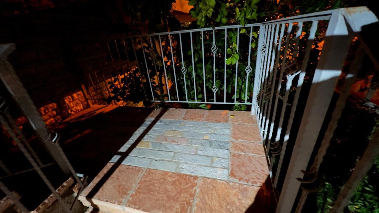 Studios&Apartment Niko Luka Ksamil Exterior photo